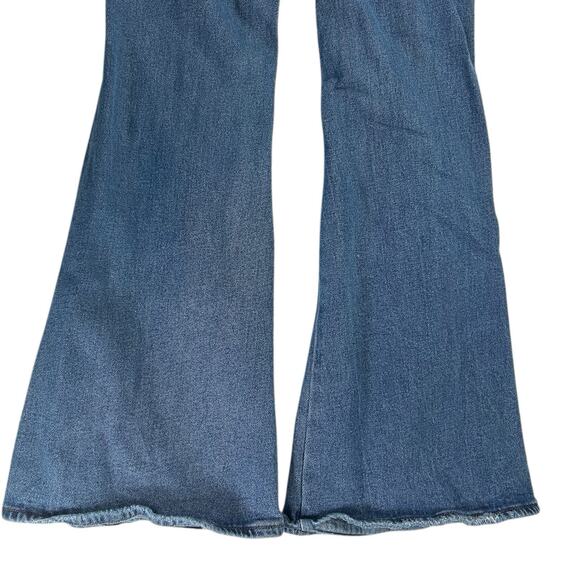 Almost Famous Distressed Denim 90's Flare Blue Jeans Sz 3 Bell Bottoms Stretch - Picture 8 of 14